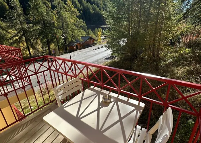 La Foux D Allos, Centre Station Et Au Pied Des Pistes