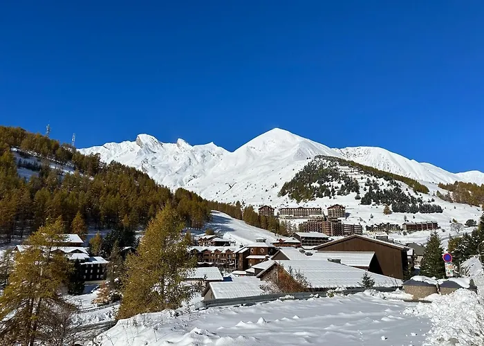 La Foux D Allos, Centre Station Et Au Pied Des Pistes