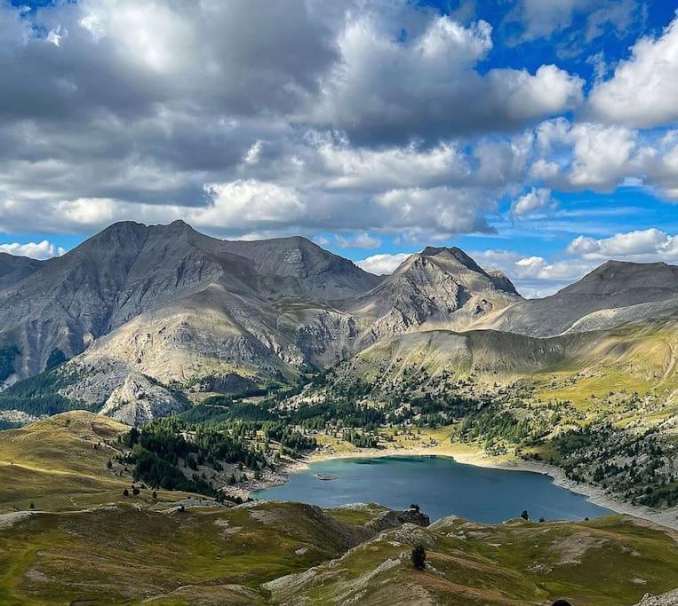 La Foux D Allos, Centre Station Et Au Pied Des Pistes