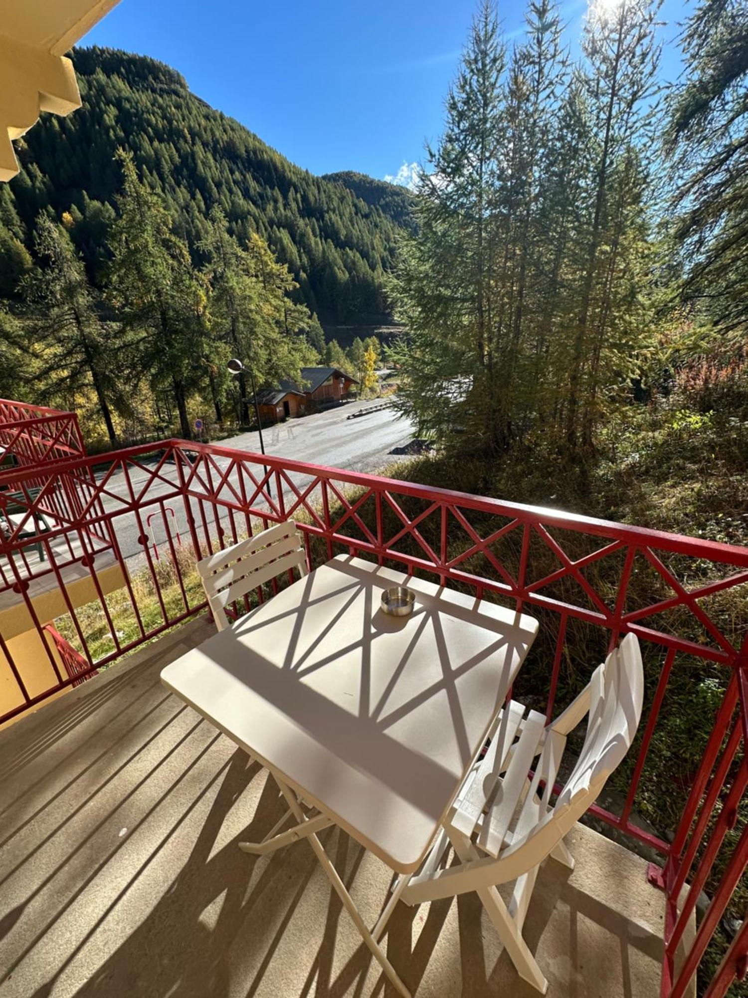 Appartement La Foux D Allos, Centre Station Et Au Pied Des Pistes *